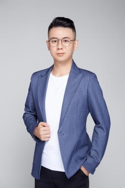 吴建民