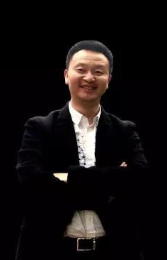 王立新