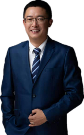 李亮