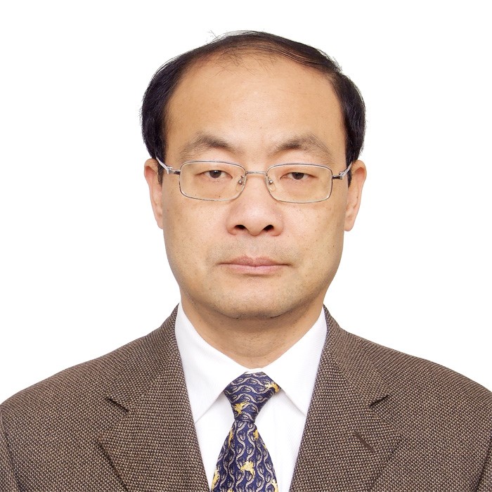 杨伟国