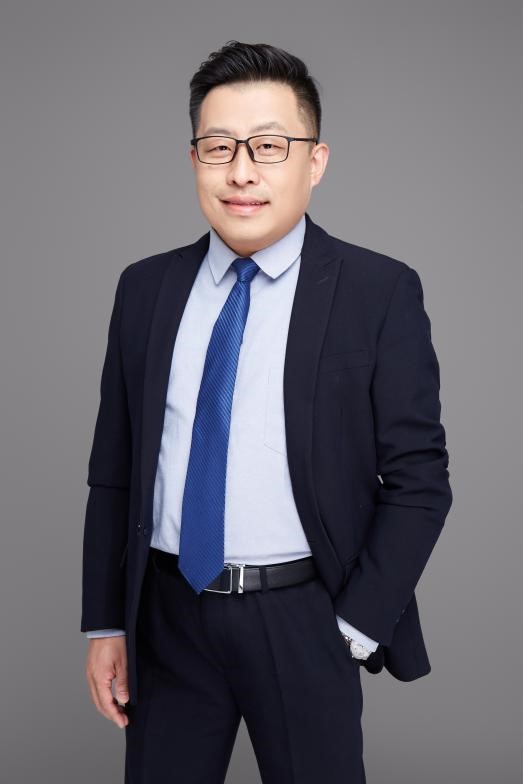王振华