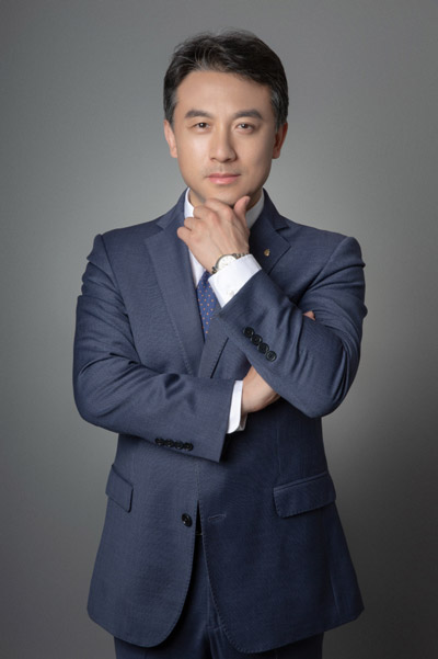 张恒龙