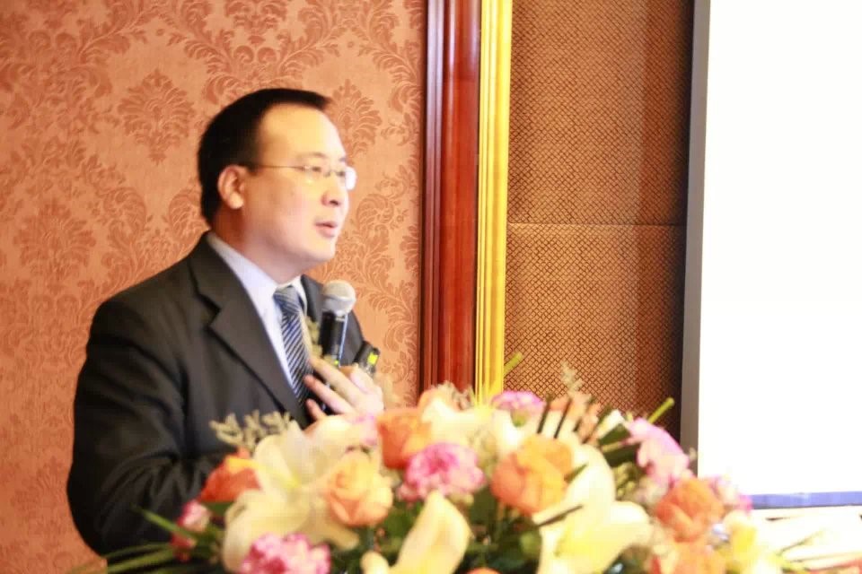 李国雄