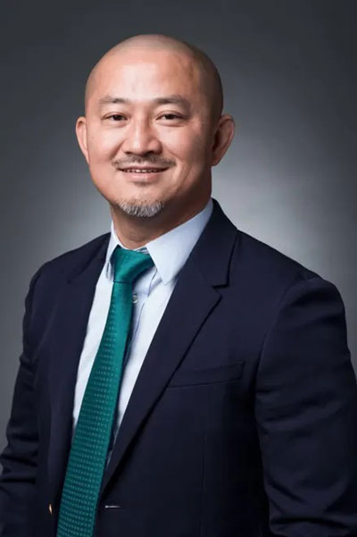 王岑