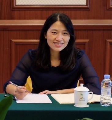张咏莲