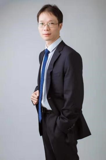何凯华
