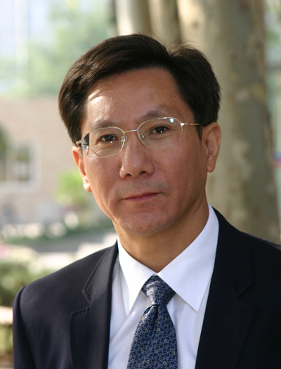 谢志华