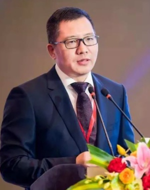 潘向东